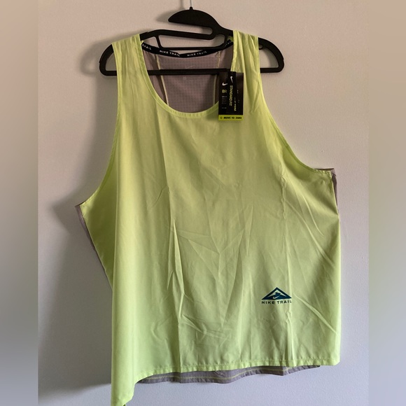 🔥🔥NWT Nike Trail Rise 365 Running Reflective Yellow Tank - Picture 1 of 8